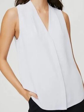 NWT Babaton Sleeveless Power Blouse- Lemongrass